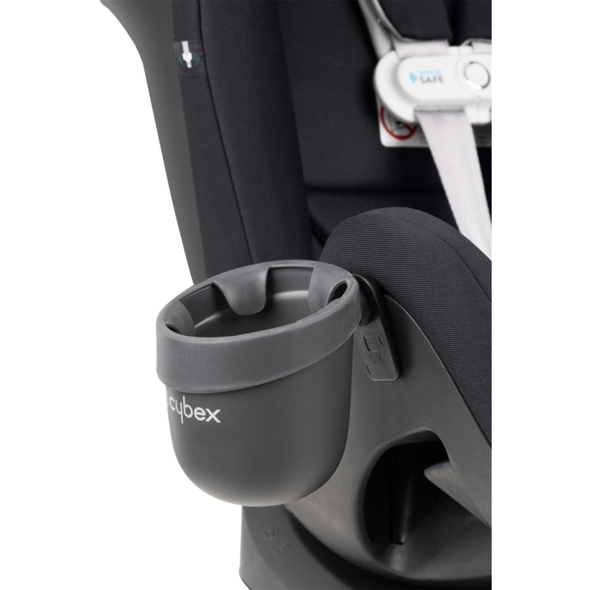 Compare the Cybex Sirona M vs Eternis S Sensorsafe car seats!