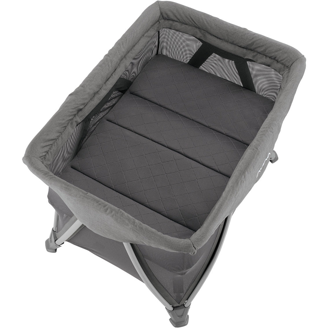 Nuna SENA Aire Playard with Zip-Off Bassinet Changer – Modern